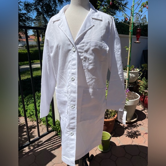 NWT Metalabs Women’s 37” lab coat | Size M - Picture 3 of 13